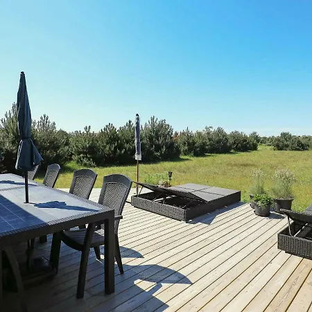Holiday Vaeggerlose Lvi